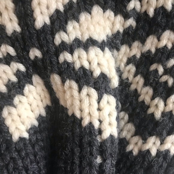 •MONCLER BEANIE 100% WOOL HAT POM POM LOGO BRAND - Picture 11 of 15